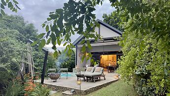Kambaku River Lodge