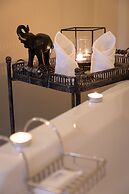 Kambaku River Lodge