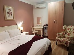 Villa Botanica Executive Guest House