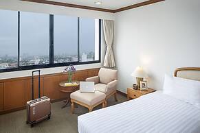 Riverine Place Hotel and Residence