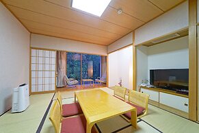 Mori No Izumi