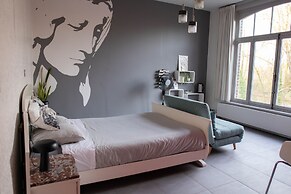 Vegan b&b AM/PM