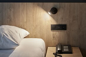 Alpha Hotel