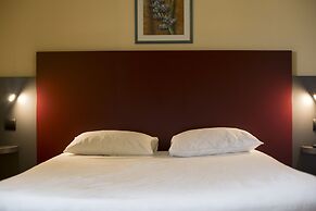 Mape Hotel