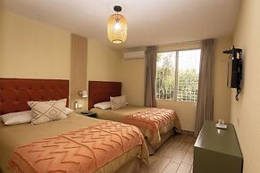 In & Out Hotel