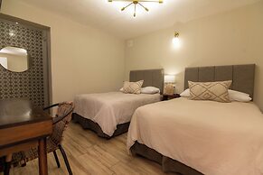 In & Out Hotel