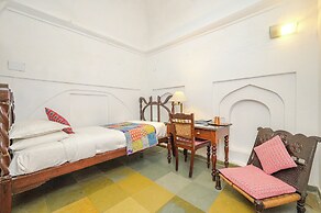Neemrana Fort-Palace