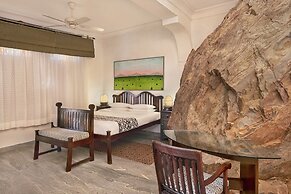 Neemrana Fort-Palace