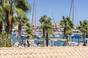 Ianos Hotel