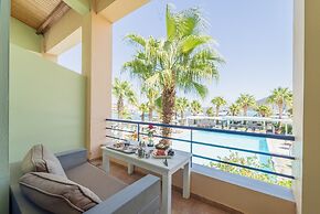 Ianos Hotel