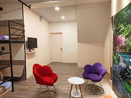 DF Park Space Hostel