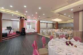 Forum Suite Hotel