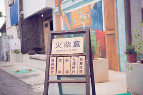 MatchBox Hostel