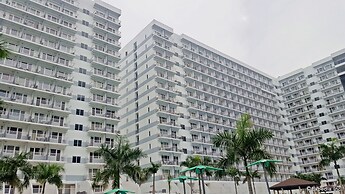 Shell Residences Apartment by Homebound