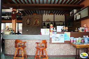 Chomview Resort