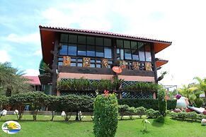 Chomview Resort