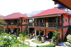 Chomview Resort