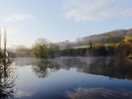Au Fil de L'eau