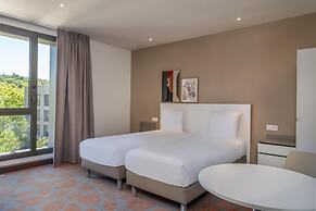 Spark by Hilton Lyon Park Saone