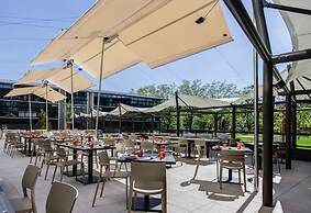 Spark by Hilton Lyon Park Saone