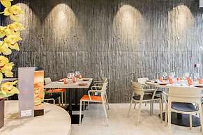 Spark by Hilton Lyon Park Saone