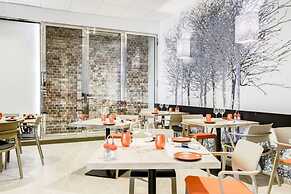 Spark by Hilton Lyon Park Saone