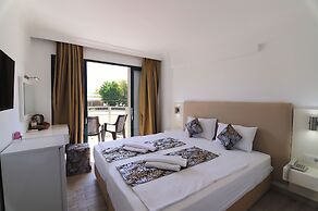 Bahar Hotel (+12 Adult )