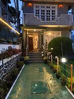 Royal Mount Hotel