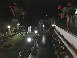 Royal Mount Hotel