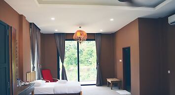 The Acacia Retreat