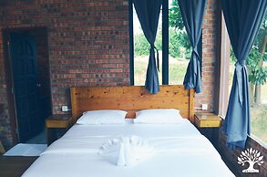 The Acacia Retreat