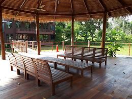 The Acacia Retreat