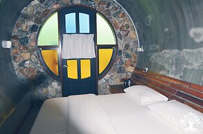 The Acacia Retreat