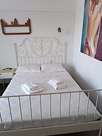 Parva Port Alacati