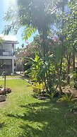 Bananaquit Apartments
