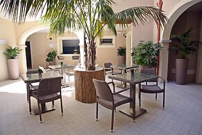 Regina Simius Hotel