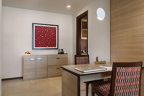Sandal Suites Op. by Lemon Tree Hotels