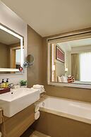 Sandal Suites Op. by Lemon Tree Hotels