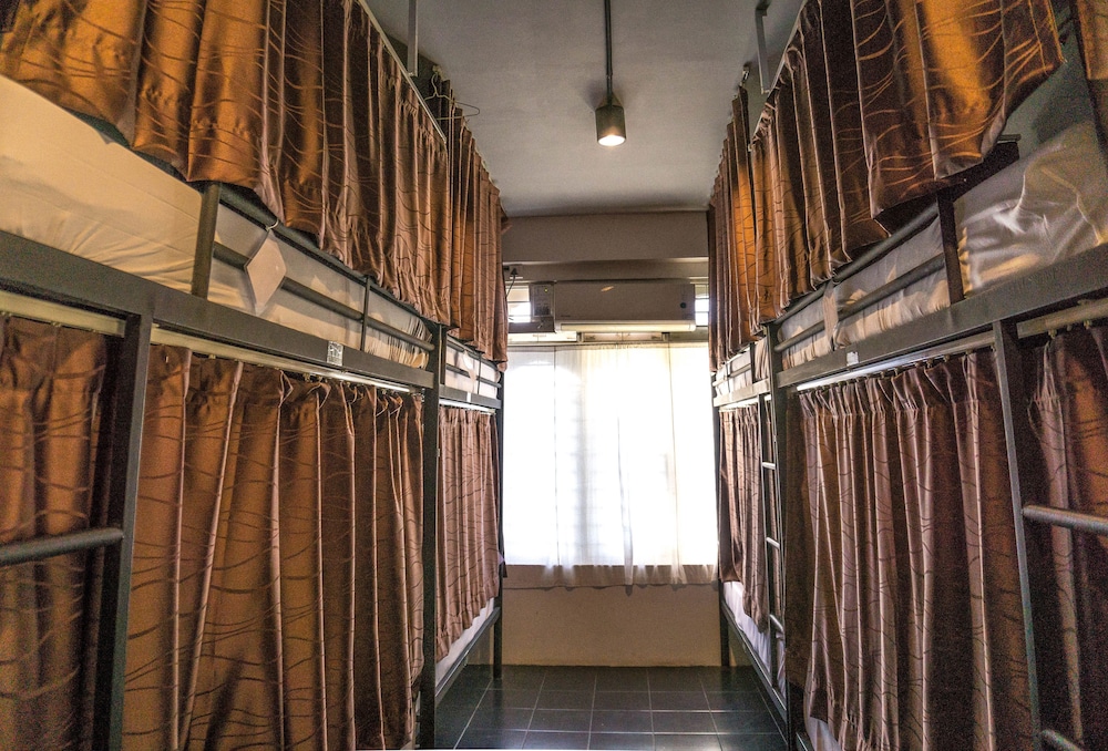 Hostel 9