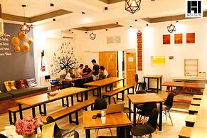 Hostel 9