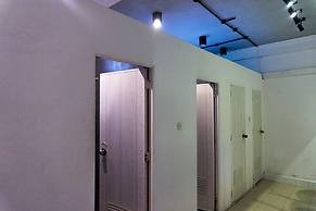 Hostel 9