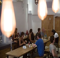 Hostel 9