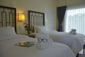 Southgate Residence Hotel