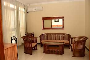 La Posh Hotel
