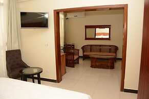 La Posh Hotel