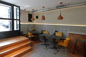 Complutum Hostel