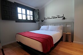 Complutum Hostel
