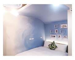 Paper Plane Hostel