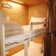 Paper Plane Hostel