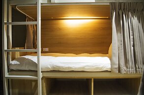 Paper Plane Hostel